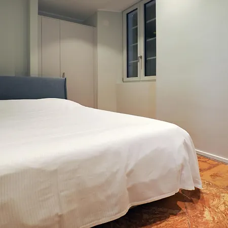 Moon And Stars 7 * Muralto